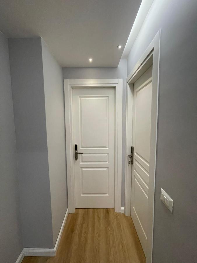 Vomero Suite And Deluxe Room B&B Napoli Ngoại thất bức ảnh