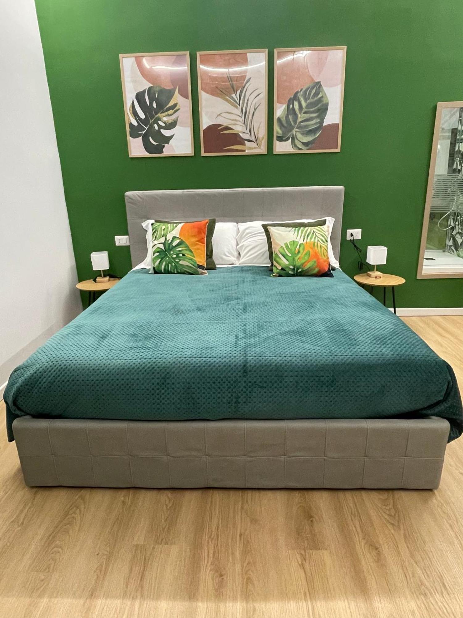 Vomero Suite And Deluxe Room B&B Napoli Ngoại thất bức ảnh