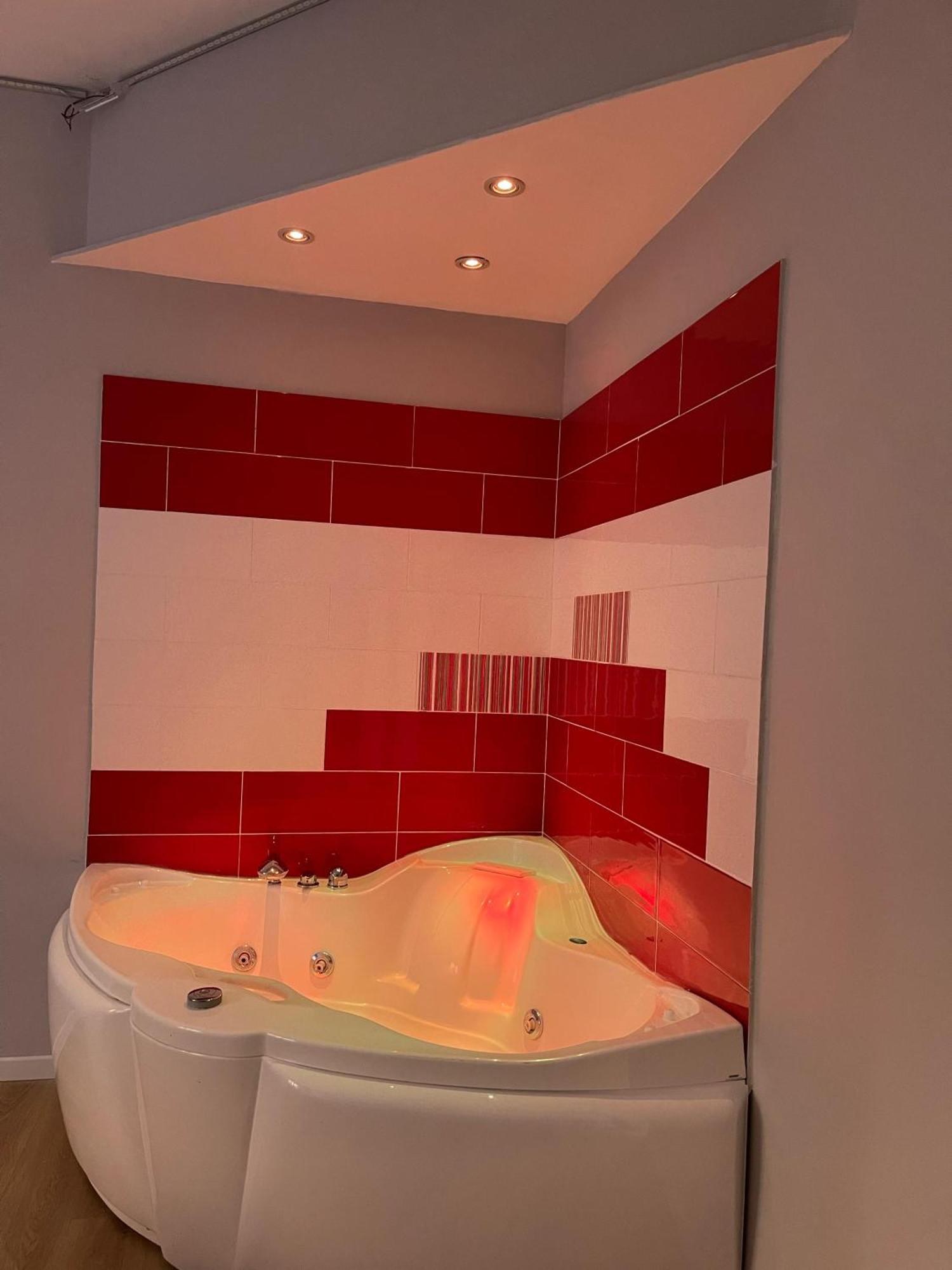 Vomero Suite And Deluxe Room B&B Napoli Ngoại thất bức ảnh